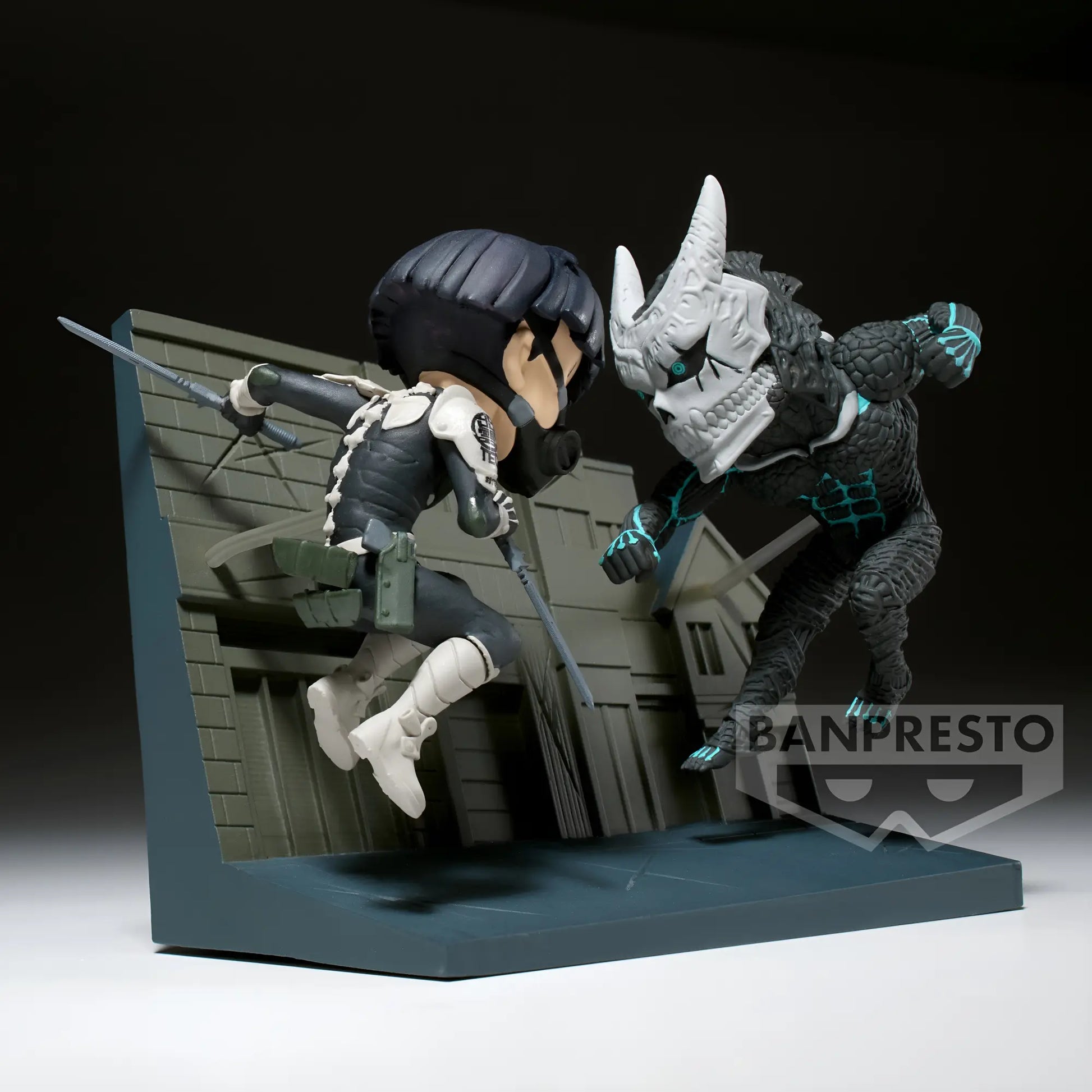 Kaiju N°8 - Figurine Soshiro Hoshina Vs Kafka Hibino - WCF Log Stories - Figurine & Kawaii - 2